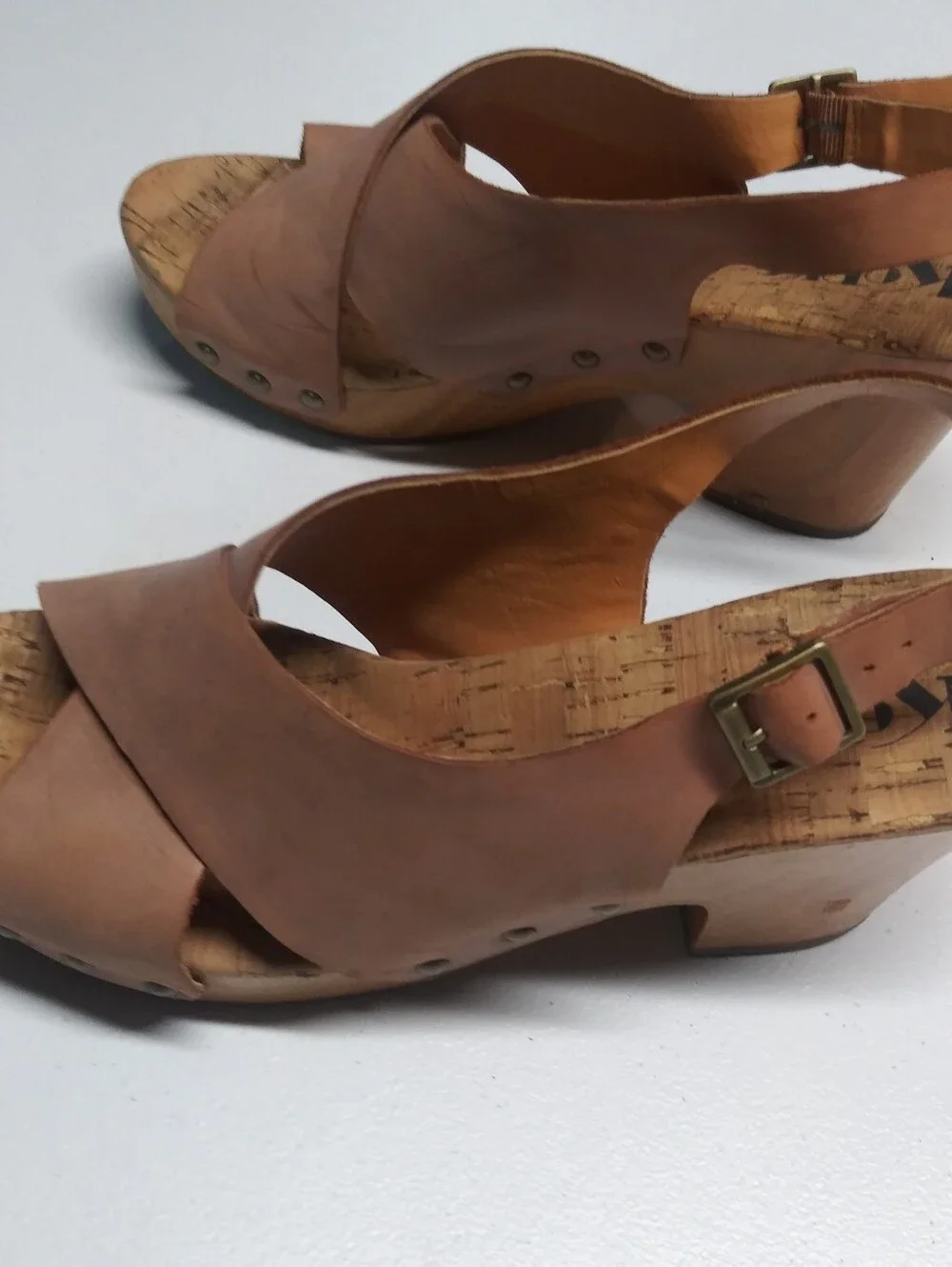 Kork Ease Mauve Studded Wooden Heel Sling Back Heel Size 9